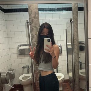 Meet your Posher, Nicole